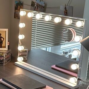 Vanity Mirror - Perfect Condition